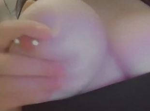 super huge boobs ????