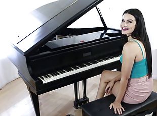 Gorgeous piano player wants to receive the deep pussy drilling!