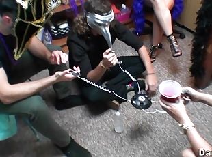 orgie, party, brudar, milf, hardcore, gruppsex, college, fetisch, maskiner-mask
