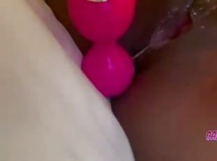 clito, chatte-pussy, ébène, jouet, ejaculation-interne, serrée, solo, boules, humide