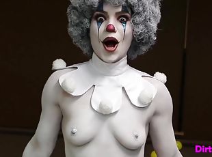 Video With Naked Clown Babe