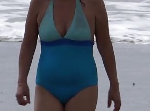 58-year-old Latina off on the beach before fucking a male with a huge cock
