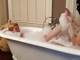 kąpiel, amatorskie, mamuśki, hardcore, bdsm, niewolnicy, blondynka, kobieca-dominacja