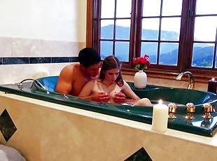Sex in the bath tub with such a charming babe Laura