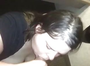 Nerdy amateur brunette tries hard to milk this dick dry