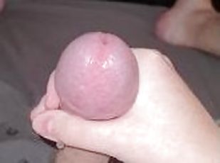 imens-huge, masturbare-masturbation, orgasm, amatori, jet-de-sperma, picioare, solo, alb, pula