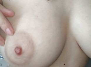 gros-nichons, mamelons, orgasme, amateur, milf, massage, naturel, seins, mamelons-gonflés, sucer