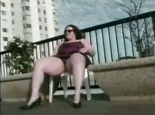 Chubby and naughty fat ass girl is going to stun alone