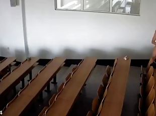 ხარდქორი, კოლეჯი, ჩინელი, საკლასო-ოთახი