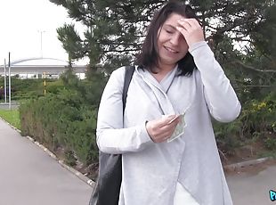 Outside fuck with horny stranger is a fantasy of brunette milf Amy