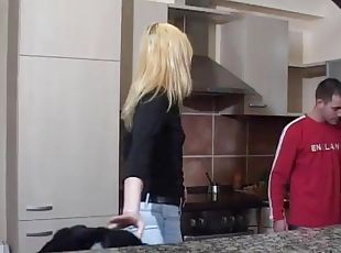 Anita gives a hot blowjob in the kitchen in hardcore reality clip