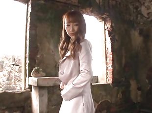 Sizzling Asian bitch gets her vag amazingly drilled in abandoned house