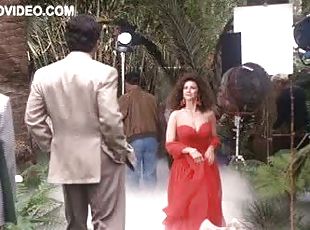 Heart-Stopping Actress Lynda Carter Wearing a Really Hot Red Dress