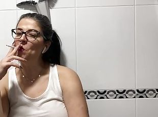 briller, amatør, blowjob, milf, latina, mamma, mor, fetisj, alene, røyking
