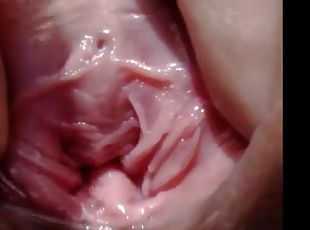 I thought it was a fun and horny idea to film my wet throbbing cunt