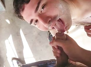 Blowjon and cum in the a mechanic workshop - ft VELLO TATUADO