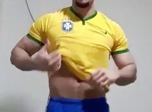 masturbation, sport, cumshot, avrunkning, brasilien, ensam, fotboll