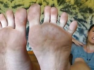 Die Fu-Herrin - dirty feet - german foot fetish