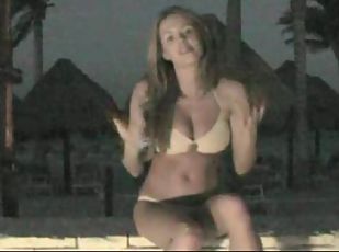 Naughty Sharae Spears poses in camera in bikini