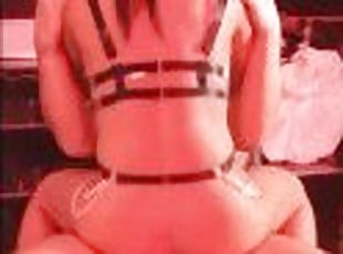 HOT MILF REVERSE COWGIRL RIDING AND SUCKING DICK ON HOLIDAY IN ROME IN BDSM ROOM