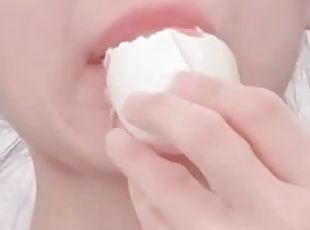 Crazy Japanese Student eats egg